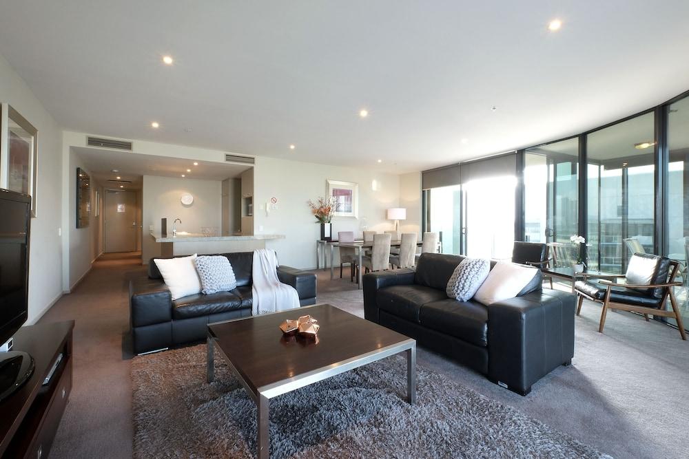 Acd Apartments Мелбърн Екстериор снимка