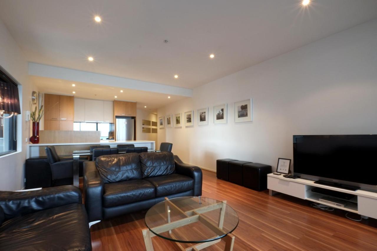 Acd Apartments Мелбърн Екстериор снимка