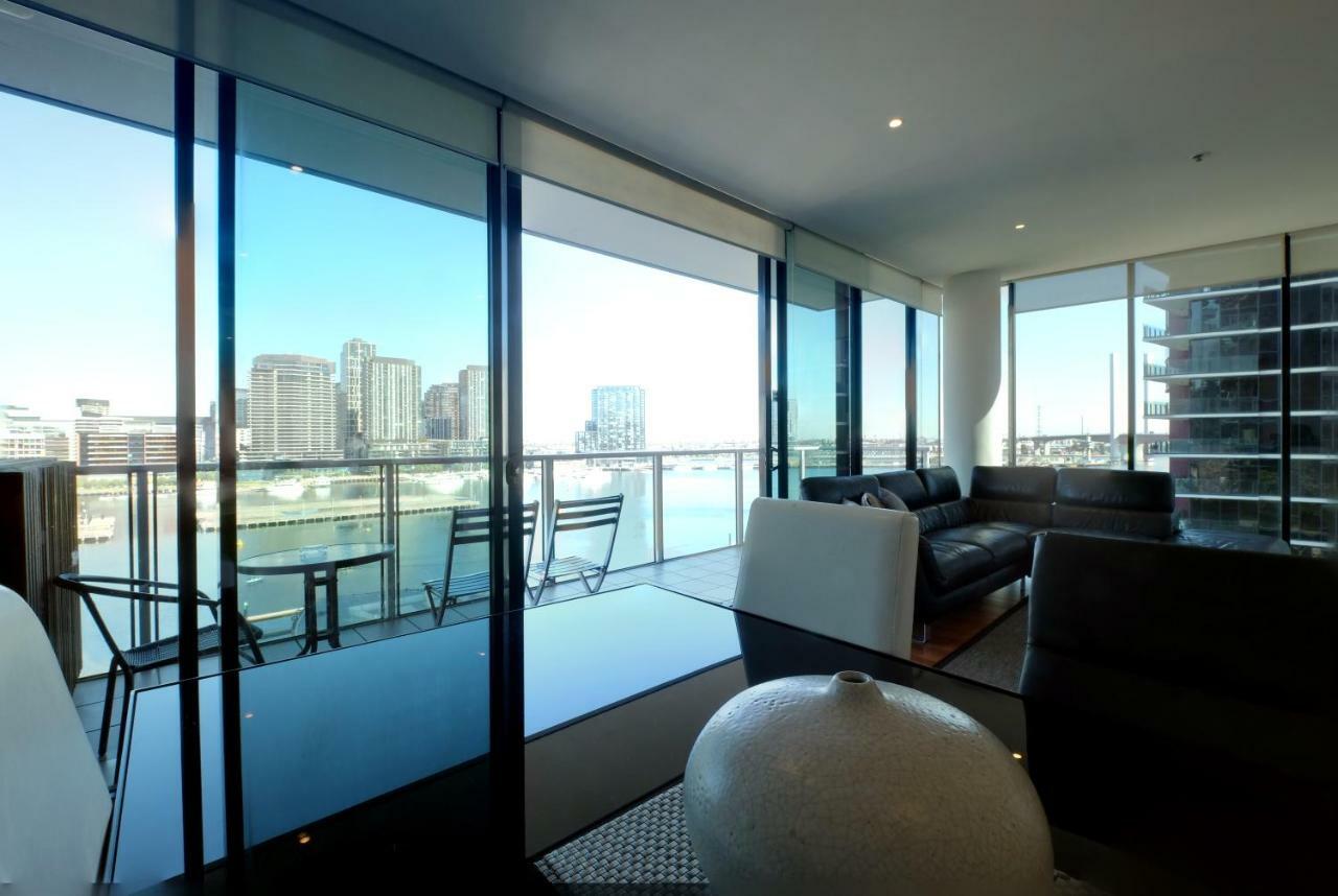 Acd Apartments Мелбърн Екстериор снимка