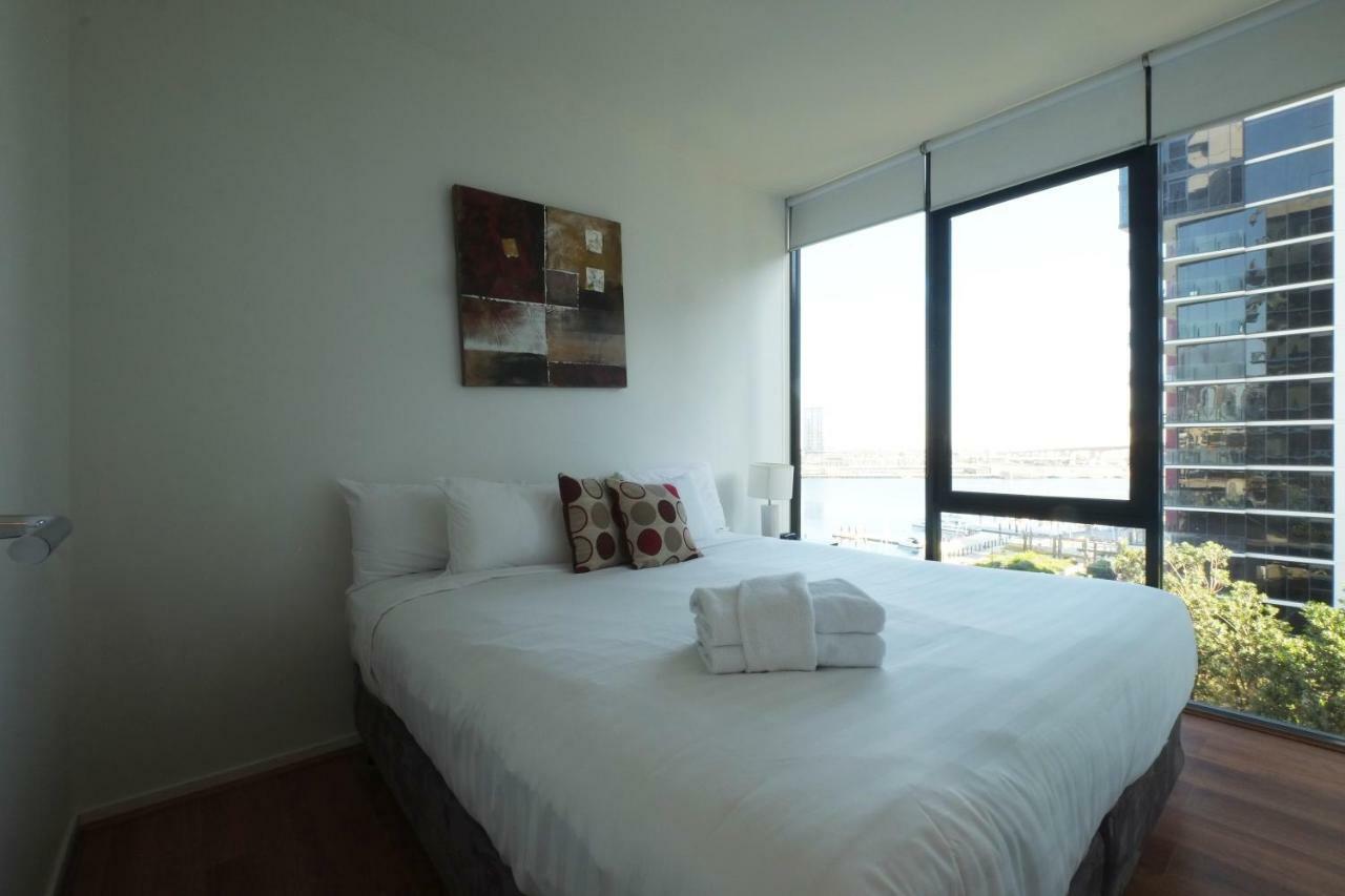 Acd Apartments Мелбърн Екстериор снимка