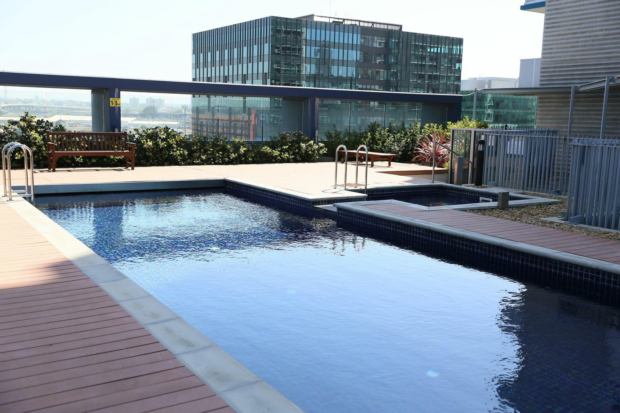 Acd Apartments Мелбърн Екстериор снимка