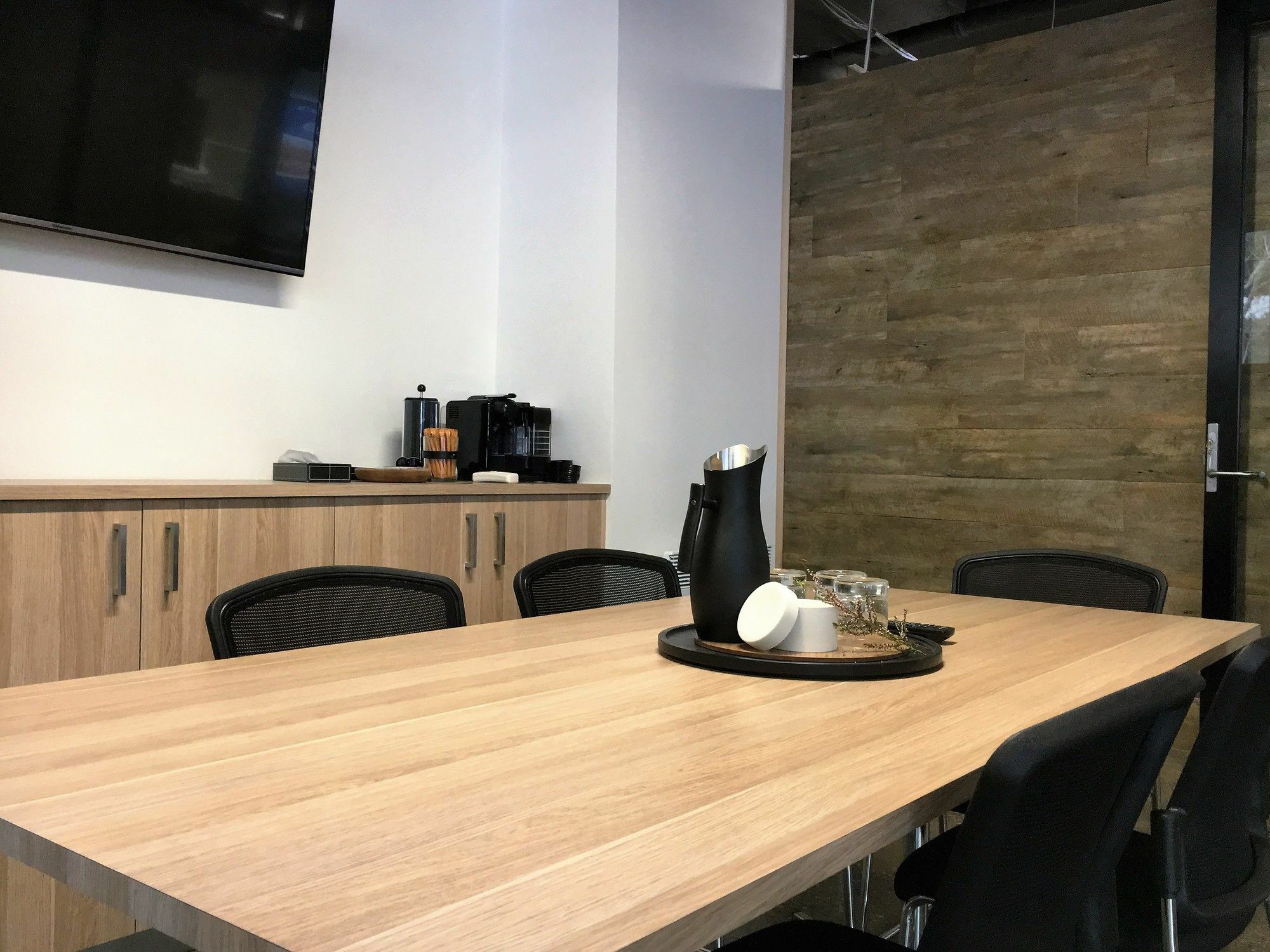 Acd Apartments Мелбърн Екстериор снимка