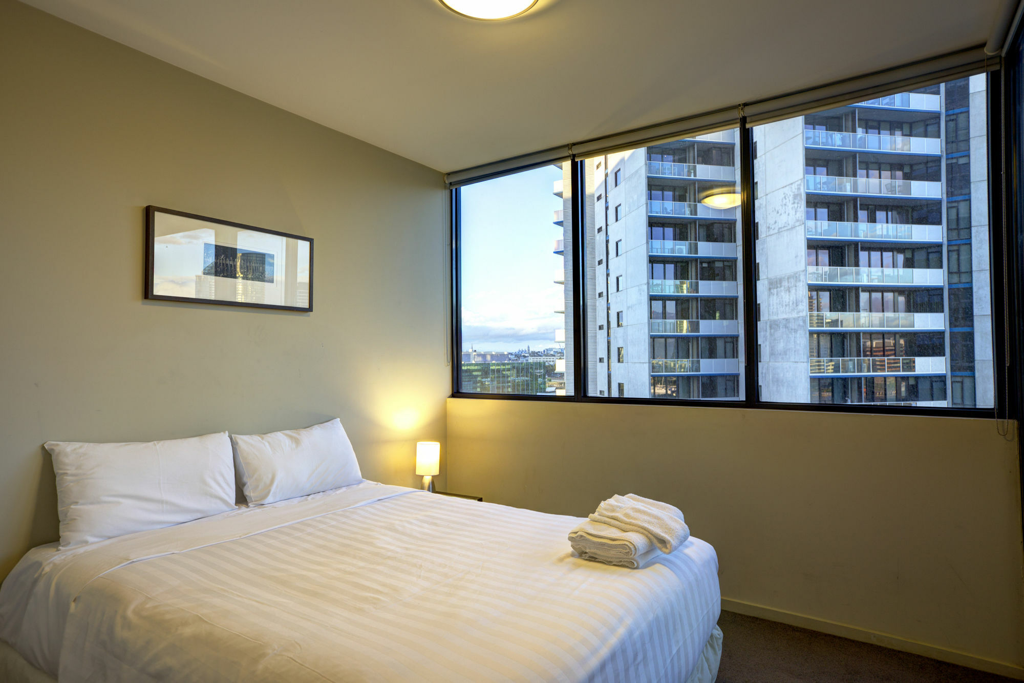 Acd Apartments Мелбърн Екстериор снимка